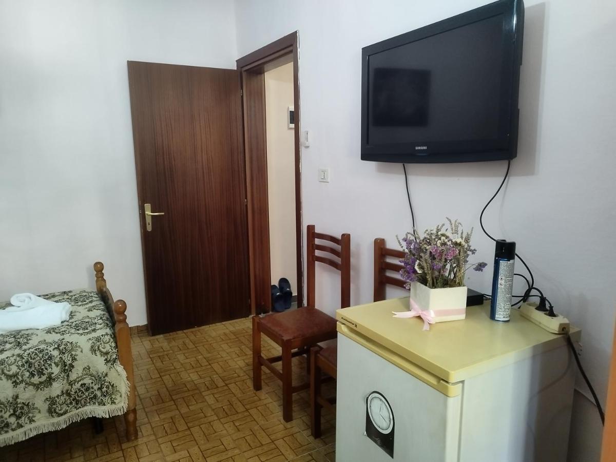 Guest Room Tirana Center Exterior foto